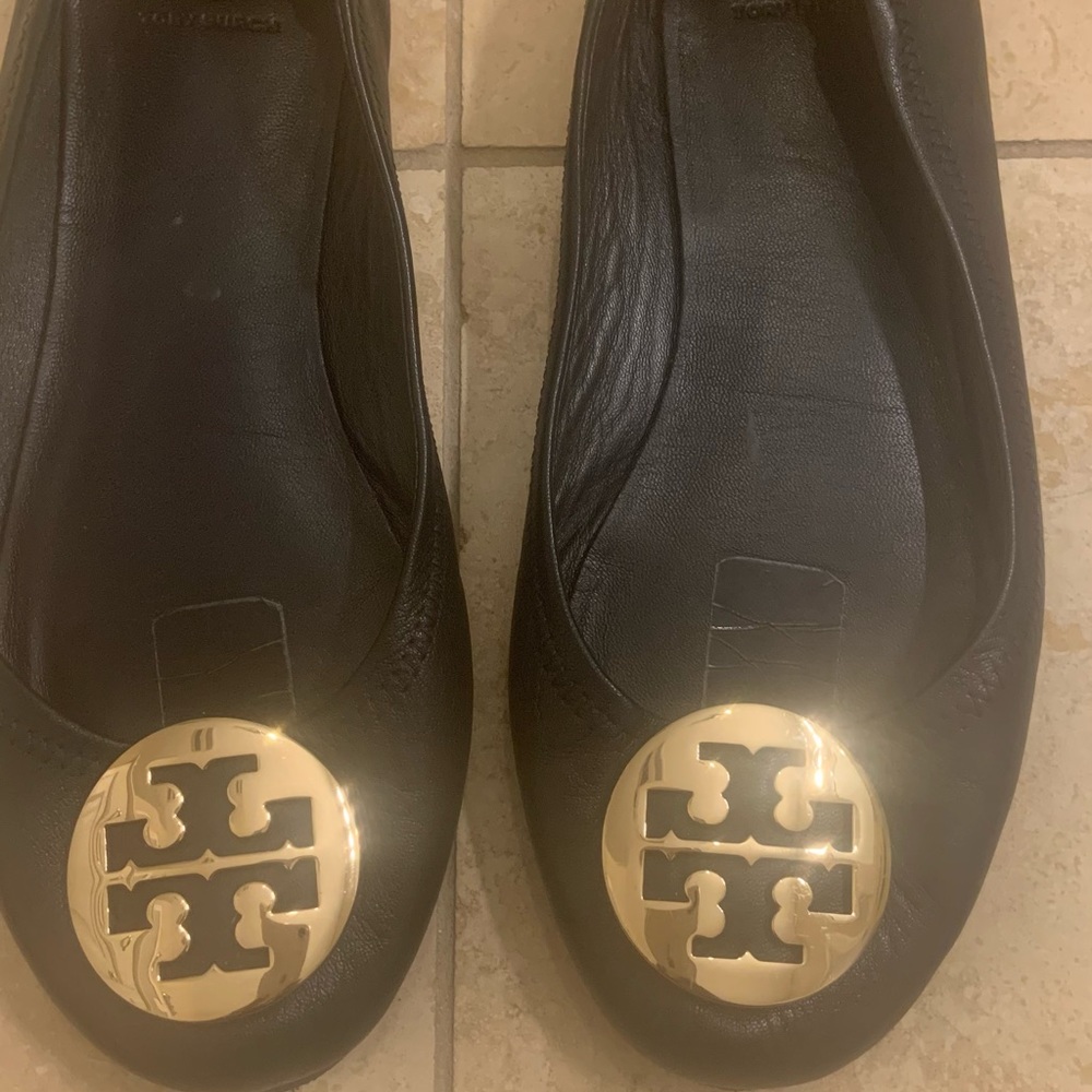 Tory Burch Navy Minnie Flats size 9